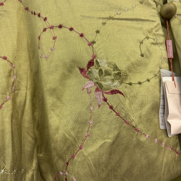 7SM Embroidered Silk Coats - Picture 3 of 3